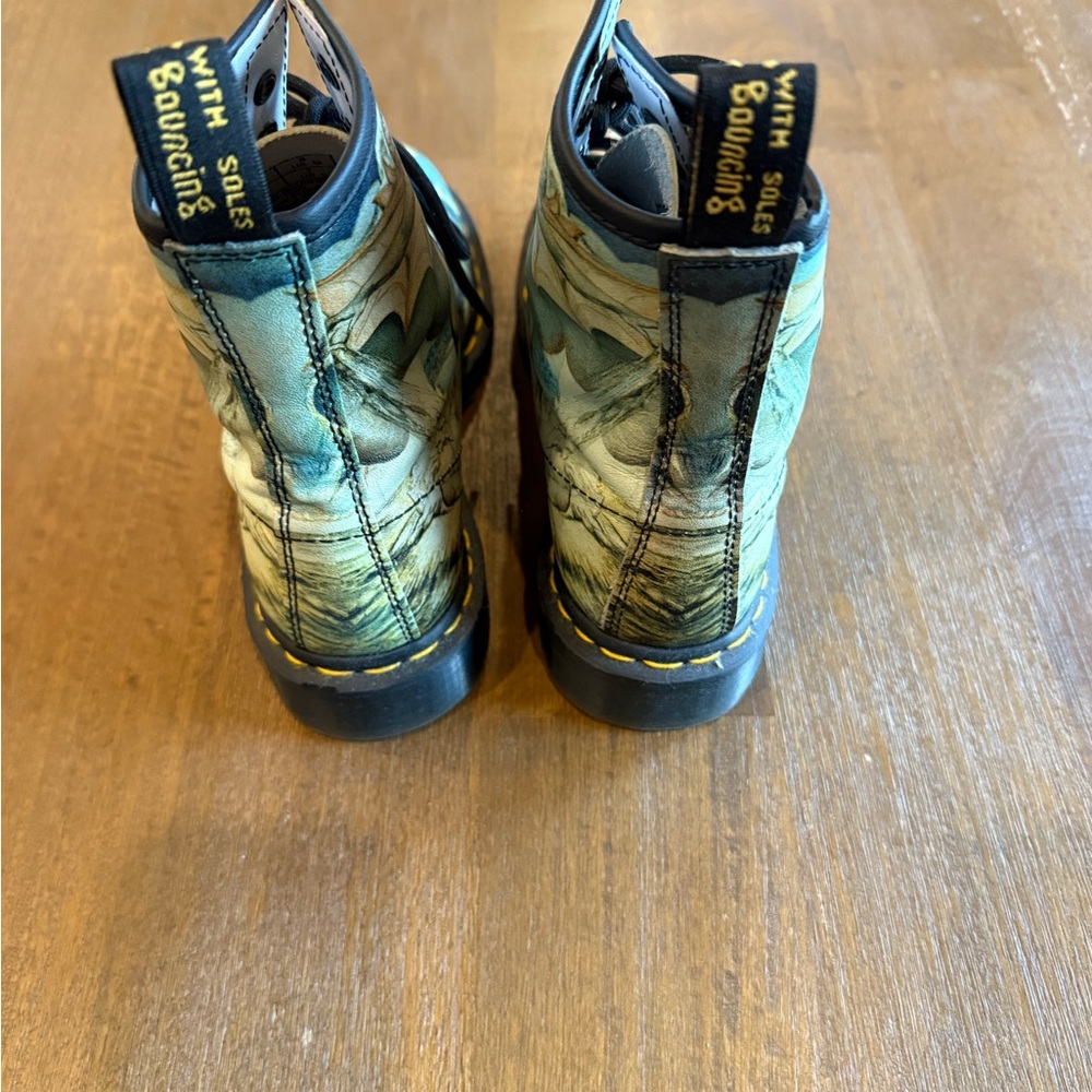 Dr. Martens x Tate London 8 eye Boots - Multicolor - Picture 4 of 6